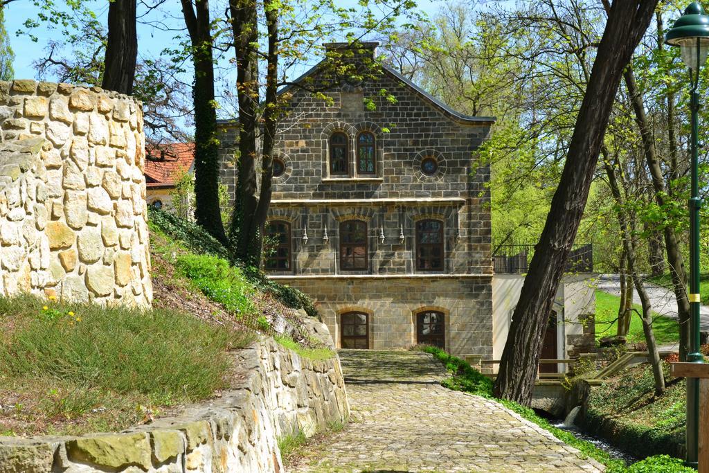 Hotel Pension U Hastrmana Prag Exterior foto